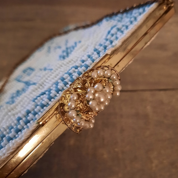 Stunning Native American Handmade Beaded Purse - Art Deco Style - Picture 9 of 9